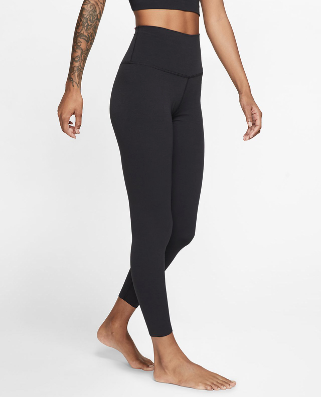 Nike Yoga Luxe Women's Black Infinalon 7/8 leggings | The Rainy Days